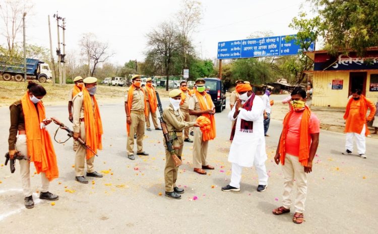  खबर24 Live-: कोरोना वारियर्स को पुष्प वर्षा कर अंगवस्त्रम से सम्मानित किया गया