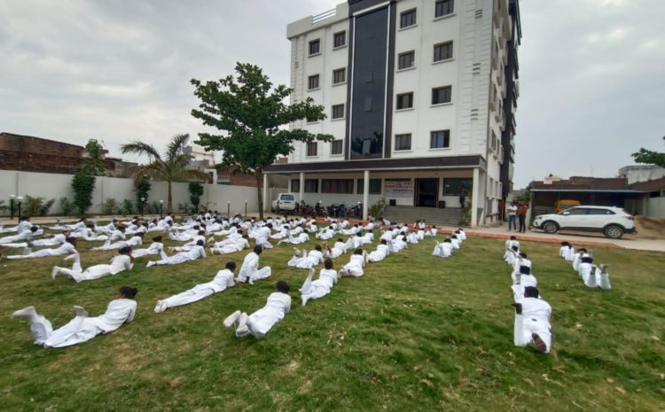  सोनभद्र-: राबर्टसगंज कीर्तिपाली में आयुष विभाग द्वारा मना अमृत योग सप्ताह