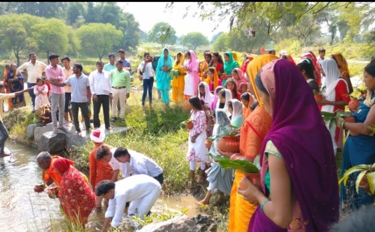  शिव मंदिर समिति द्वारा दुर्गा पूजा को लेकर निकाली गई कलश यात्रा