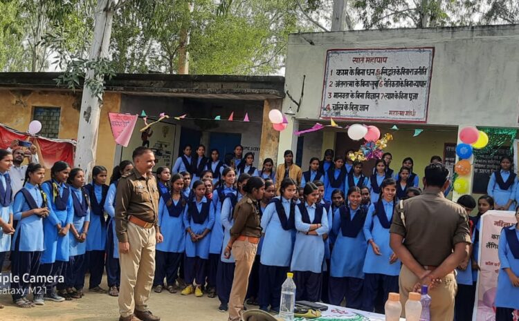  सोनभद्र-: घोरावल क्षेत्र के डोहर्टी गांव में सरस्वती प्रांगण में छात्राओं ने लगाई विविध प्रदर्शनी